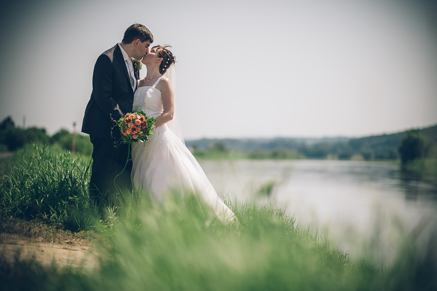 Die Hochzeitsfotografen in Meißen - cooles Pärchen bei heißen Temperaturen